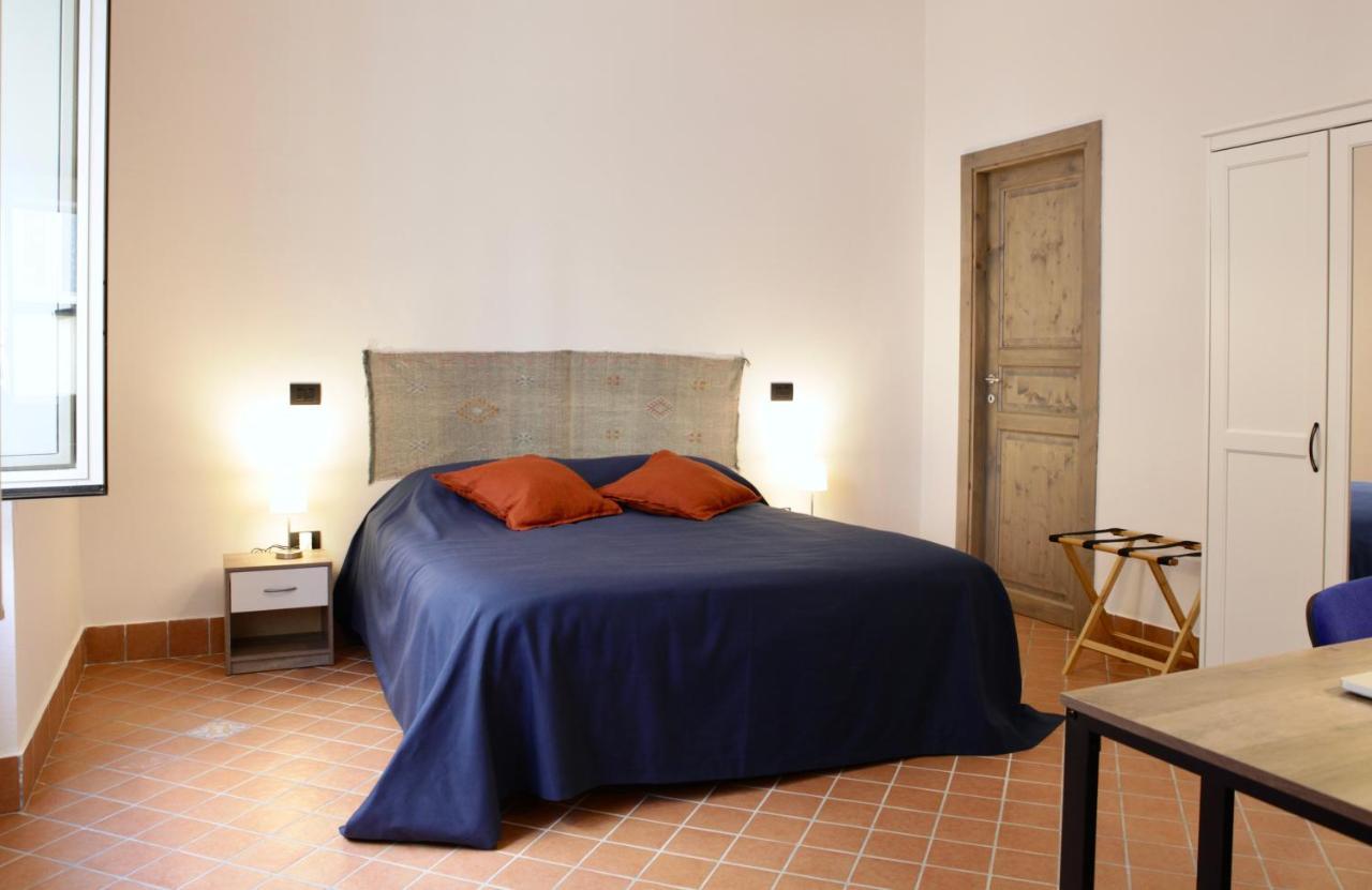 Apartment Casa Mia Ai Spagnoli Naples